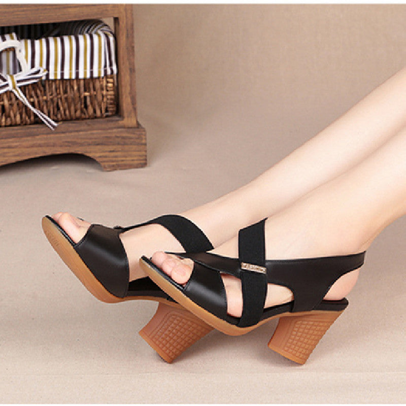 Sandales à talon croisé